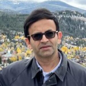 Profile photo of Rahul Karnik (He)